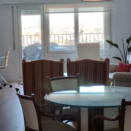 Atico Con Terraza